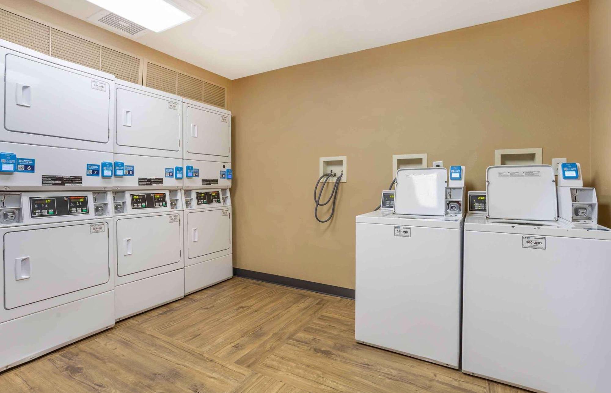 Extended Stay America Suites - Meadowlands - East Rutherford Dış mekan fotoğraf